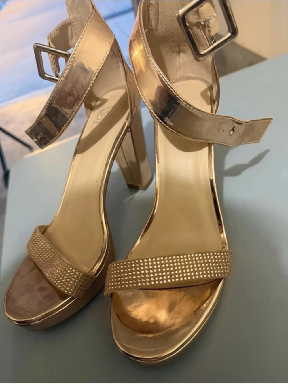Sully’s delicious rose gold heels - size 8